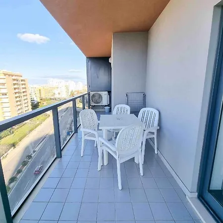 Rocha Tower Sunset Apartment